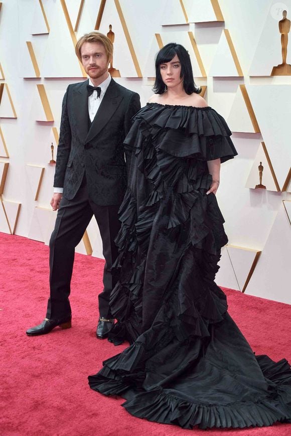 Finneas O'Connell et Billie Eilish lors de la 94ème édition de la cérémonie des Oscars au théâtre Dolby, à Los Angeles, Californie, Etats-Unis, le 27 mars 2022. Photo Press Service / BESTIMAGE