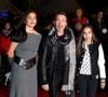 Florent Pagny a su transmettre son goût du voyage et d'une vie proche de la terre à sa fille également, la jeune Ael...

Florent Pagny, sa femme Azucena et leur fille Ael à la 15eme edition des NRJ Music Awards à Cannes, le 14 decembre 2013. © Jacovides-Junior / Bestimage