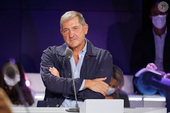 Yves Calvi - Conférence de presse de rentrée de BFMTV saison 2021/2022 à Paris, France, le 25 août 2021. © Christophe Clovis/Bestimage