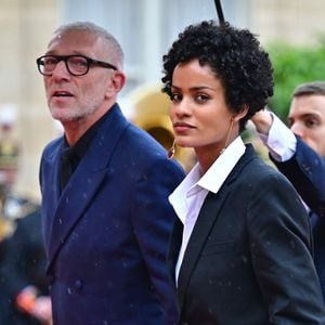Cette apparition confirme une nouvelle fois que les deux amoureux n'hésitent plus à afficher leur bonheur au grand jour.

Vincent Cassel et sa compagne Narah Baptista - Arrivées des personnalités au dîner d’État en l’honneur du président brésilien et de son épouse au palais présidentiel de l’Élysée à Paris, le 5 juin 2025.

© Christian Liewig / Bestimage