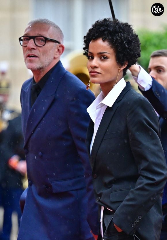 Cette apparition confirme une nouvelle fois que les deux amoureux n'hésitent plus à afficher leur bonheur au grand jour.

Vincent Cassel et sa compagne Narah Baptista - Arrivées des personnalités au dîner d’État en l’honneur du président brésilien et de son épouse au palais présidentiel de l’Élysée à Paris, le 5 juin 2025.

© Christian Liewig / Bestimage