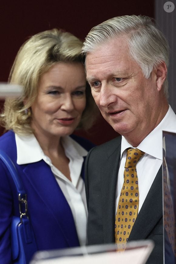 Le roi Philippe a pu compter sur le soutien de cette personne depuis son plus jeune âge.

La reine Mathilde de Belgique et le roi Philippe - Filip de Belgique lors d'une visite royale à la Belgischer Rundfunk (Société belge de radiodiffusion - BRF) à Eupen à l'occasion de son 80e anniversaire, le mardi 30 septembre 2025.  Photo by ABACAPRESS.COM