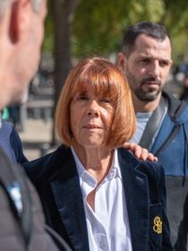 Gisèle Pélicot reçue par une figure de la famille royale britannique de l'autre côté de la Manche, une photo a été partagée