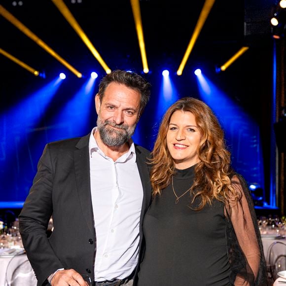 Matthias Savignac et sa femme Marlène Schiappa (présidente de "Actives") lors du dîner des femmes cheffes d'entreprises organisé par l'ONG "Actives" avec le soutien de L'Oréal, LinkedIn et Tilder au Trianon à Paris le 23 septembre 2025.

Photo : Pierre Perusseau / Bestimage