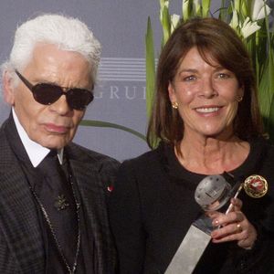 Karl Lagerfeld et la princesse Caroline de Monaco assistent à la remise du prix de la charité "MENSCHEN in EUROPA" à la princesse Caroline pour son engagement en faveur des enfants dans le besoin à Passau, en Allemagne, le 12 décembre 2011. Photo Goran Gajanin/DDP Images/ABACAPRESS.COM
