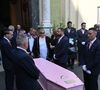 Dernier voyage de Loana : sa mère Violette entourée pour saluer sa mémoire
