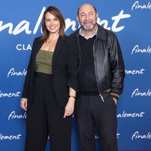Julia Vignali et son mari Kad Merad - Avant-première du film "Finalement" de C. Lelouch qui fête son 87ème anniversaire au Grand Rex à Paris le 30 octobre 2024. © Pierre Perusseau/Bestimage