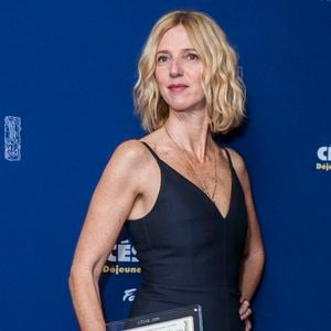 Sandrine Kiberlain au photocall du "Déjeuner des Nommés César 2019" au restaurant le Fouquet's à Paris, France, le 3 février 2019. © Olivier Borde/Bestimage