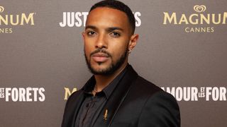 EXCLU "C'est un peu le revers de la médaille" : Benjamin Douba-Paris (Ici tout commence) se confie sur les différents départs de la série