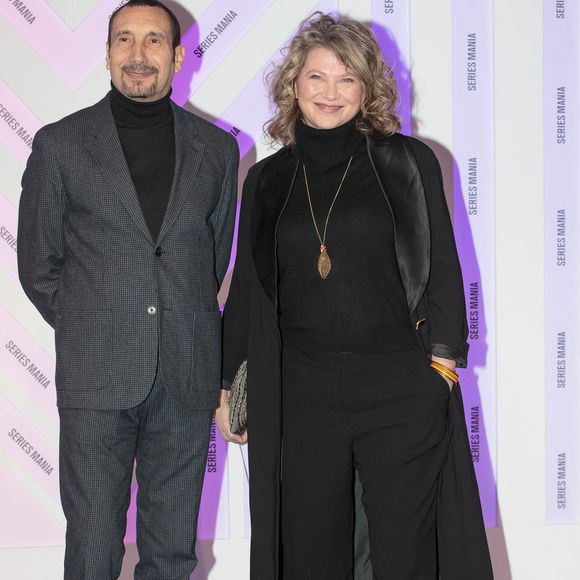 Zinedine Soualem et Cécile Bois - Cérémonie d'ouverture du festival Series Mania à Lille le 21 mars 2025. Stéphane Vansteenkiste/Bestimage