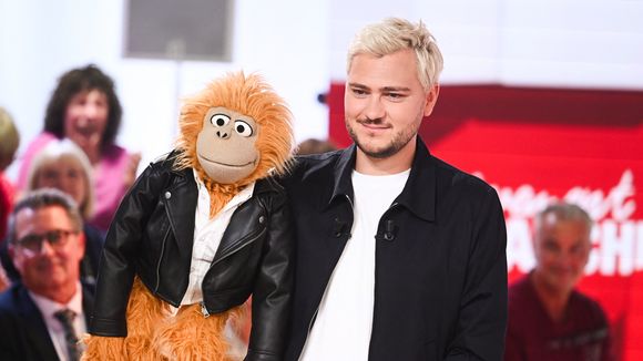 Charlotte en remplace une autre ! Jeff Panacloc heureux auprès de sa compagne, qui porte le même prénom que son ex-femme et mère de ses filles