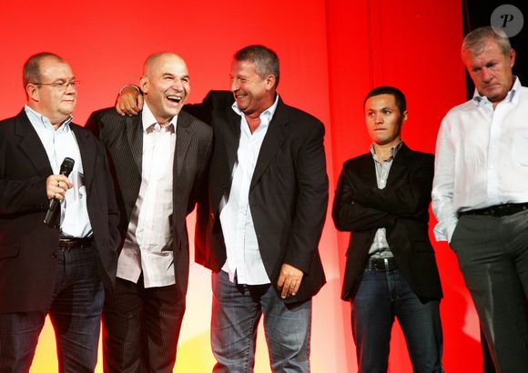 Jean Rességuié, Vincent Moscato, Roland Courbis, Karim Bennani et Luis Fernandez assistent à la conférence de presse de 'RMC' à Paris, France, le 29 août 2008. Photo par Denis Guignebourg/ABACAPRESS.COM