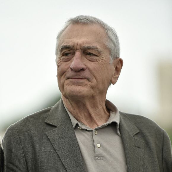 Il confie : "Maintenant, je regarde, avec ma petite fille, The Wiggles et Ms. Rachel”.

L'acteur Robert de Niro au photocall de la 76e édition du Festival de Cannes le 21 mai 2023, pour le film Killers of the flower moon presente hors competition - ©Depoilly X/ANDBZ/ABACAPRESS.COM