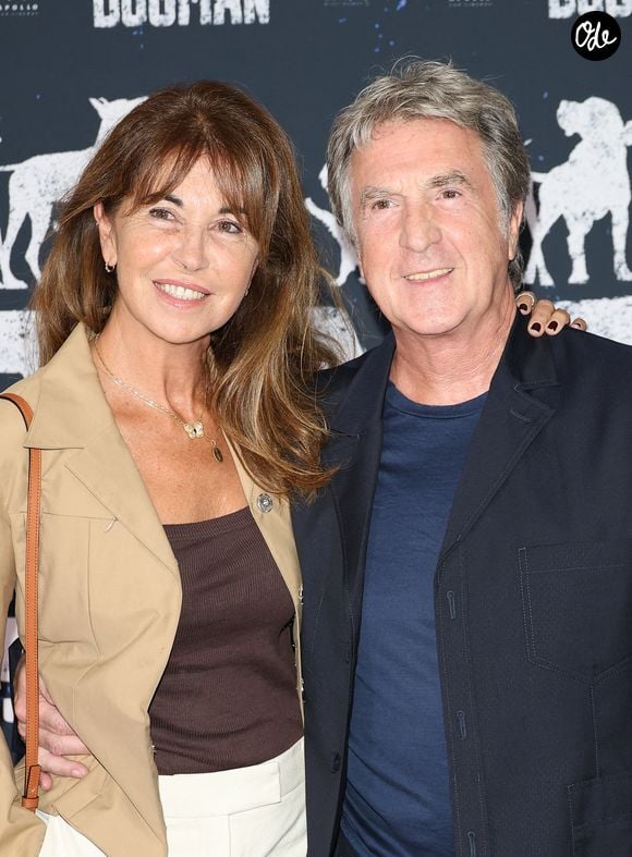 François Cluzet profite désormais d'un cadre entouré de nature. 

Narjiss Slaoui-Falcoz et son mari François Cluzet - Avant-première du film "Dogman" au cinéma UGC Normandie à Paris le 19 septembre 2023. © Coadic Guirec/Bestimage