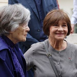 Exclusif - Elisabeth Gagarine et sa soeur  Macha Meril aux obsèques de leur soeur la princesse Hélène Gagarine en la cathédrale Saint-Alexandre-Nevsky, à Paris, France, le 20 août 2025. © Denis Guignebourg/Bestimage