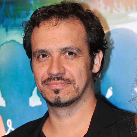 Alexandre Astier est papa de 7 enfants. 


Alexandre Astier, President du jury lors de la ceremonie d'ouverture du 15e Festival de la Fiction Tv de La Rochelle, France.

Photo : Agence / Bestimage