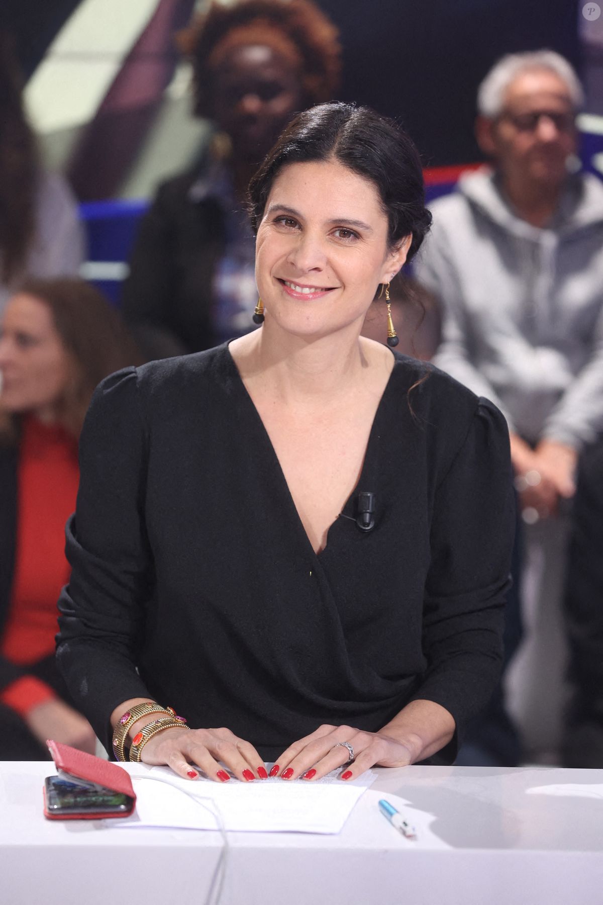 photo-exclusif-apolline-de-malherbe-appara-t-pour-une-interview-sur