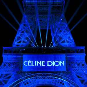 La Tour Eiffel s'est illuminée le 30 mars 2026 pour célébrer Céline Dion dont le retour sur scène se fera à Paris. 

© Anthony Ghnassia / Courtesy via Bestimage