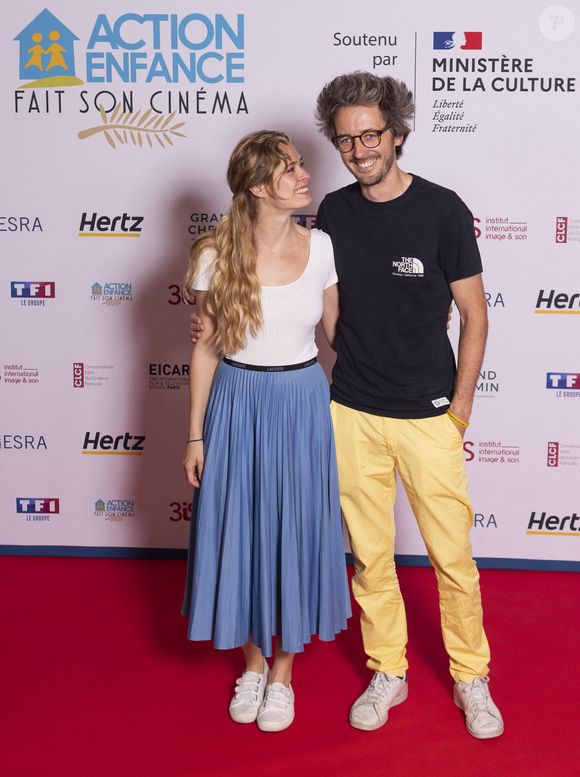 Alice Raucoules et son compagnon Augustin Petit, alias Gus (Illusionniste) - 6éme édition "Action Enfance fait son cinéma" au Grand Rex à Paris le 12 juin 2023. © Pierre Perusseau/Bestimage