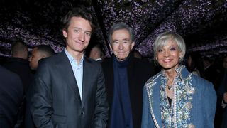 Quelques jours après sa prestation aux côtés de Gims, Hélène Mercier réapparaît avec son mari, le milliardaire Bernard Arnault