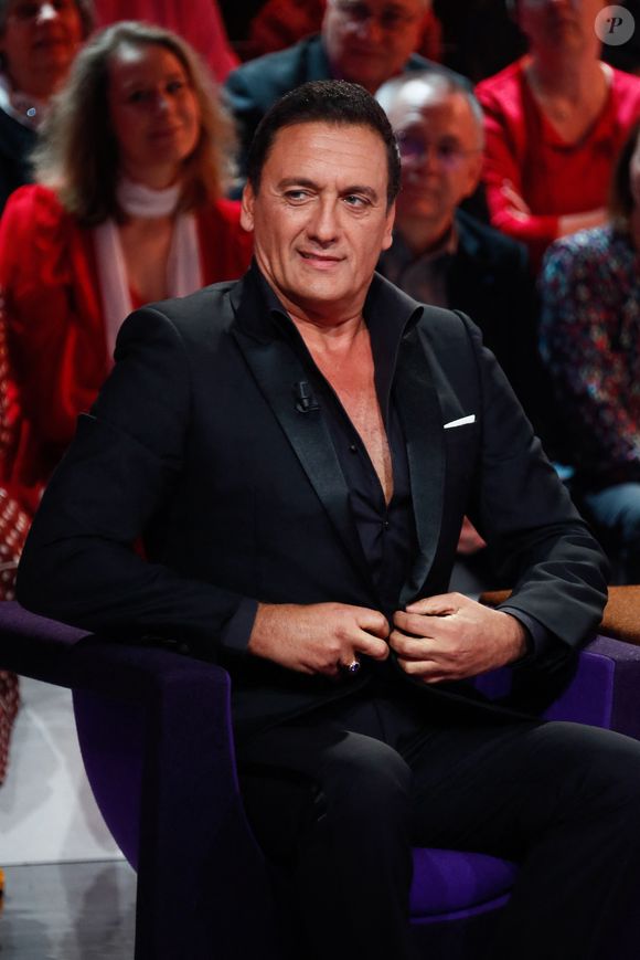 Pour être en mesure d'assurer toutes ses dates, Dany Brillant s'est physiquement préparé

Exclusif - Dany Brillant lors de l'enregistrement de l'émission "Famille je vous aime" présentée par M. Drucker et qui sera diffusée le 13 juin 2025 sur France 3, aux Studios rive gauche à Paris, France, le 14 avril 2025. © Clovis-Gaffiot/Bestimage