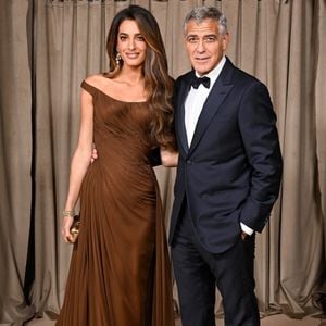 George Clooney est également un amateur des lieux.
George Clooney et sa femme Amal Clooney assistent au spectacle The Albies de la Fondation Clooney pour la Justice au Musée d'Histoire Naturelle de Londres, Angleterre. © Backgrid UK/ Bestimage