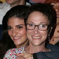 6 ans après son départ à 61 ans, la fille d'Ariane Carletti sort du silence : la star du Club Dorothée rattrapée par la réalité les "7-8 dernières années"