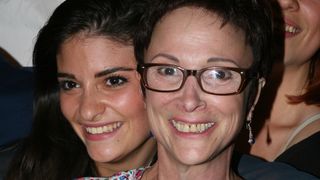 6 ans après son départ à 61 ans, la fille d'Ariane Carletti sort du silence : la star du Club Dorothée rattrapée par la réalité les "7-8 dernières années"