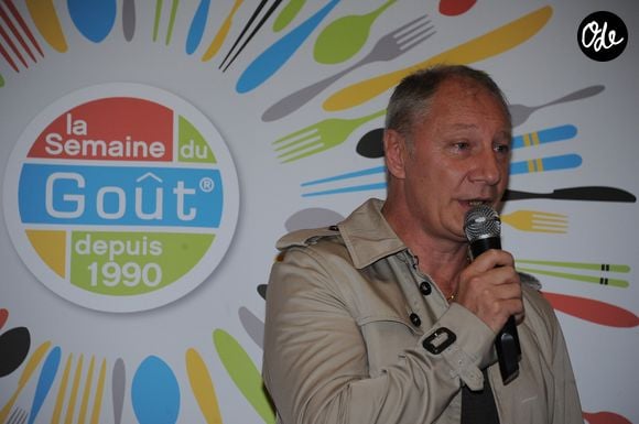 Eric Fréchon - Inauguration par les chefs du Comité de pilotage et les soutiens officiels de la 25ème édition de la semaine du goût à Paris, le 17 octobre 2014.