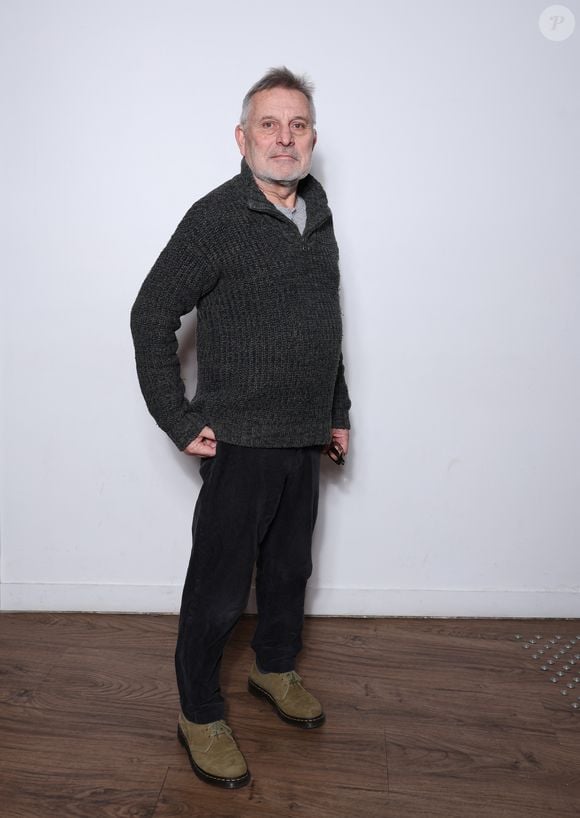 Exclusif - Close-up avec Bruno Moynot en backstage de la projection du film "Le Père Noël est une ordure" au cinéma Mac Mahon à Paris, à l'occasion de la sortie du livre "Le Splendid par Le Splendid". Paris, le 15 décembre 2024.
© Denis Guignebourg/Bestimage