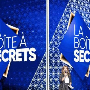 Exclusif - Faustine Bollaert lors de l'enregistrement de l'émission "La Boîte à secrets", présentée par F.Bollaert et diffusée le 26 septembre 2025 sur France 3, dans les studios du Lendit à Saint-Denis, Seine Saint-Denis, France, le 8 septembre 2025. © Pierre Perusseau/Bestimage