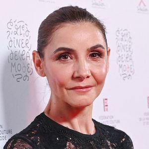 Clotilde Courau démarre une nouvelle phase de sa vie
Clotilde Courau, princesse de Savoie au Dîner de la Mode au bénéfice du Sidaction, au Palais de Tokyo, dans le cadre de la Fashion Week de Paris Haute Couture printemps/été (PFW).  
© Rachid Bellak / Bestimage