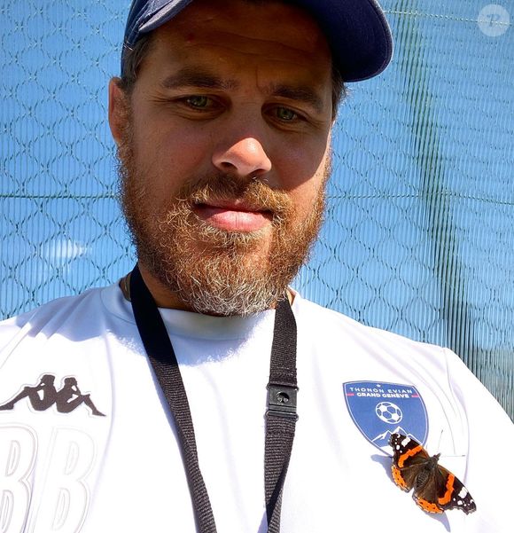 Passé par Toulouse, Tours ou encore Lecce en Italie, il s'était reconverti comme entraîneur à la fin de sa carrière en 2019.

Bryan Bergougnoux, Instagram