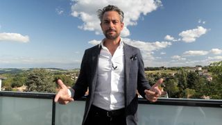 Etienne Claude (Recherche appartement ou maison) partage la vie de Tamara, "une très belle âme" rencontrée il y a peu