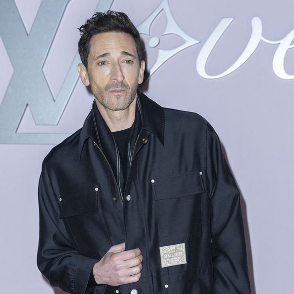 Adrien Brody - Photocall pour le défilé Louis Vuitton prêt à porter hommes Automne / hiver  2025 - 2026 lors de la fashion week à Paris le 21 2025. © Olivier Borde /Bestimage