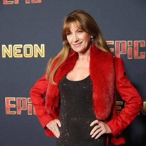 Jane Seymour lors de la première de EPIC: Elvis Presley in Concert au TCL Chinese Theatre IMAX.
© Nina Prommer/ZUMA Press Wire / Bestimage