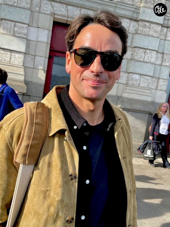 Julian Bugier à son arrivée à la gare pour la 42ème Foire du livre de Brive, à Brive-la-Gaillarde, FRance, le 8 novembre 2024. © Fabien Faure/Bestimage