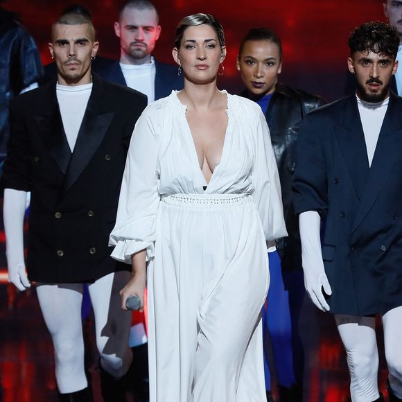 Exclusif - Sheryfa Luna chante son tube "Il avait les mots" - Enregistrement de l'émission "Génération Hit Machine Vol. 2" au Dôme de Paris, les 8 et 9 novembre 2022, diffusée sur W9 le 31 janvier 2023
© Christophe Clovis / Bestimage