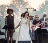 Plusieurs célébrités sont venues faire le show comme Solann, Camille, Bernard Lavilliers...

Solann - Soirée du "Grand Concert de la fête de la musique" au Jardin des Tuileries, autour de la vasque olympique, présentée par D. Bürki et M. Bouhafsi et retransmis en direct sur France 2 à Paris le 21 juin 2025. © Marc Ausset-Lacroix - Jack Tribeca - Christophe Clovis / Bestimage