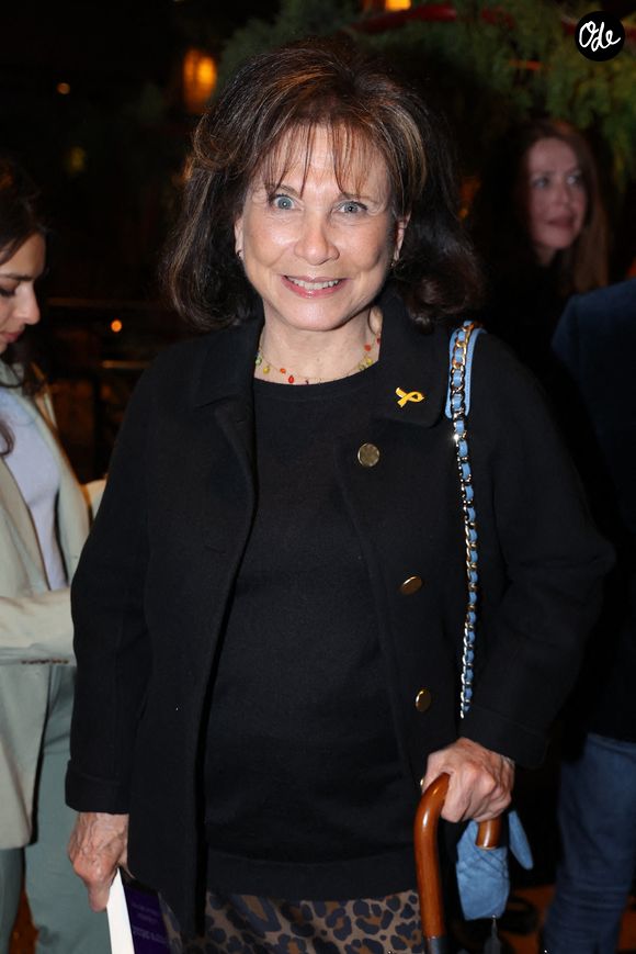 Anne Sinclair assiste au lancement du livre de Rachel Khan "Encore debout - La République à l’épreuve des mots", organisé par Five Eyes Production au Buddha Bar à Paris, le 2 avril 2024. Photo de Jérôme Domine/Abaca