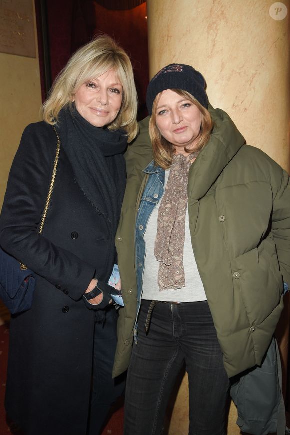 Maryse Gildas est surtout épaulée par sa fille unique, Valérie.

Semi-exclusif - Maryse Gildas et sa fille Valérie Leulliot - People à la générale du woman show "Vive Demain !" de Michèle Bernier au théâtre des Variétés à Paris le 28 janvier 2019. © Coadic Guirec/Bestimage