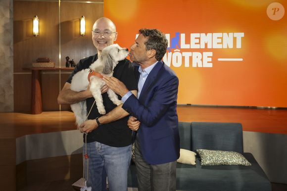 Exclusif - Bernard Werber, sur plateau de la nouvelle émission "Animalement Vôtre" présentée par Bernard Montiel et diffusée le 9 novembre sur France 3, à Paris, France, le 13 octobre 2025. © Jack Tribeca/Bestimage