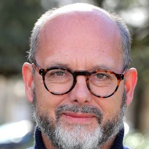 Exclusif - Maurice Barthelemy président du jury au photocall de l'ouverture de la 25ème édition du Festival TV de Luchon le 7 février 2025. © Patrick Bernard / Bestimage