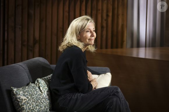 La journaliste et présentatrice fera des confidences sur son actualité ... 

Exclusif - Claire Chazal, sur plateau de la nouvelle émission "Animalement Vôtre" présentée par Bernard Montiel et diffusée le 7 décembre sur France 3, à Paris, France, le 7 octobre 2025. © Jack Tribeca/Bestimage