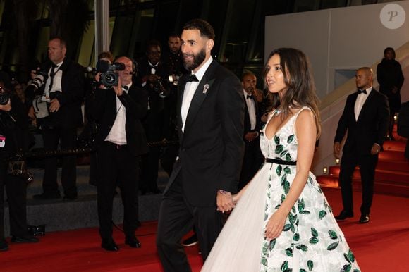 Karim Benzema et sa compagne Lyna Khoudri à la descente des marches du film " 13 jours 13 nuits " lors du 78ème Festival International du Film de Cannes. Le 23 mai 2025
© Olivier Borde/ Bestimage