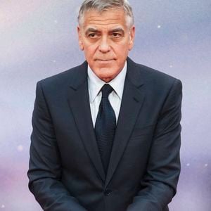 George Clooney à la Première du film "Jay Kelly" à Londres, le 10 octobre 2025. © PsnewZ / Bestimage