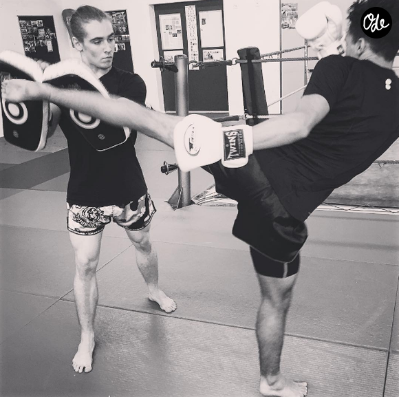 Luigi Kröner a suivi un parcours bien différent. 

Luigi Kröner (deuxième en partant de la droite) sur une photo publiée sur Instagram le 17 novembre 2016