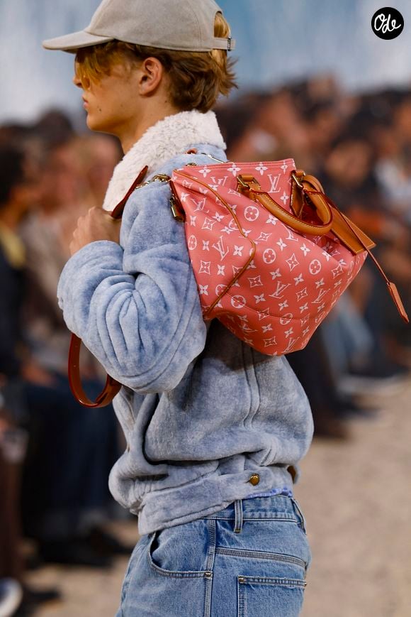 Défilé de mode Louis Vuitton Prêt à Porter Collection Homme Printemps/Été 2027 lors de la Fashion Week de Paris, à la Cité Internationale Universitaire de Paris, France, le 23 juin 2026. © Bestimage