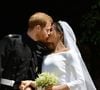 Cela a inquiété le palais de Buckingham

Photo d'archives du 19 mai 2018 du prince Harry et de Meghan Markle s'embrassant à la sortie de la chapelle St George du château de Windsor après leur mariage. Ben Birchall/PA Wire