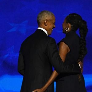 Barack Obama et sa femme Michelle Obama électrisent la foule lors de la Convention démocrate à Chicago, le 28/08/2024 @Backgrid USA / Bestimage